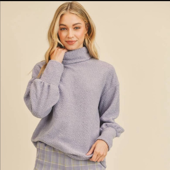 Lavender Sherpa Turtle Neck - Picture 5 of 7